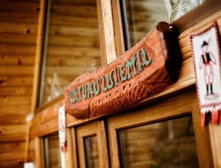 Catunu' Lui Emil Villa Carbunesti Екстериор снимка