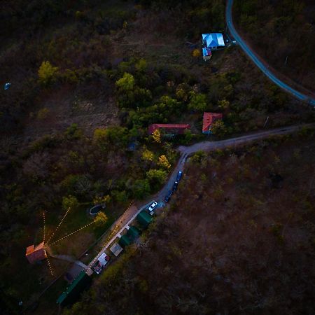 Catunu' Lui Emil Villa Carbunesti Екстериор снимка
